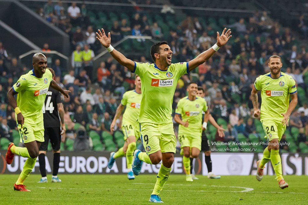 Angel Rodriguez of Getafe CF celebrates his goal