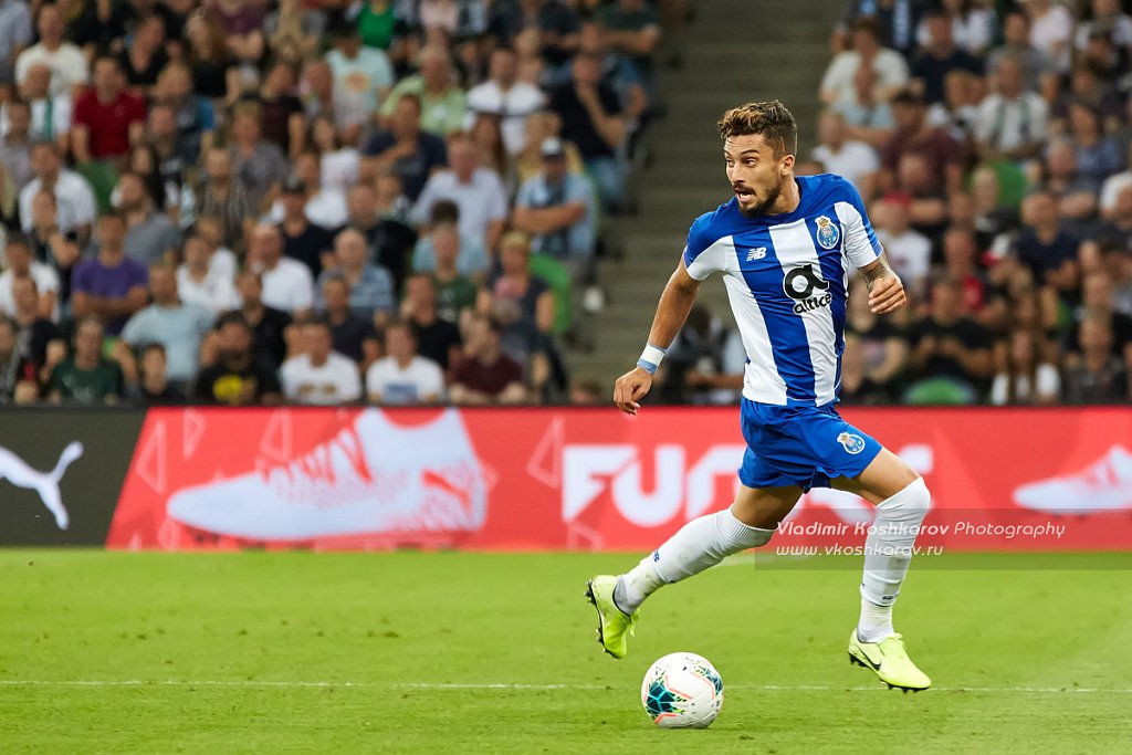 Alex Telles of FC Porto in action